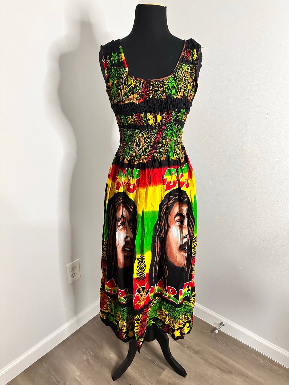 NF Bob Marley Smocked Waist Dress Size Large Jamaica Rastafarians Reggae